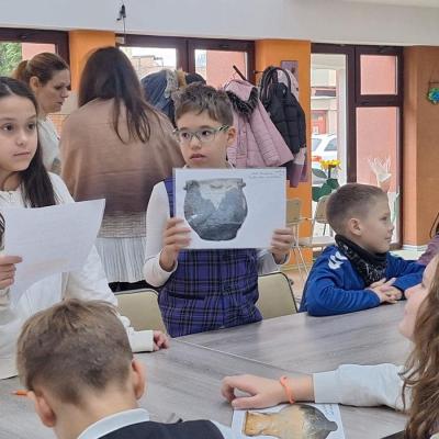 Povestea Vasului De Lut 12.2024 7