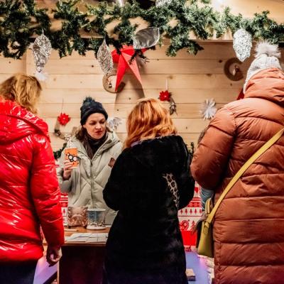 Intalnire Cu O Carte 11