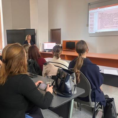 Octombrie Roz 2025 1 Octombrie Roz 2025 1