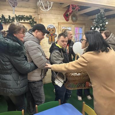 Deschidere Targ Caritabil 13